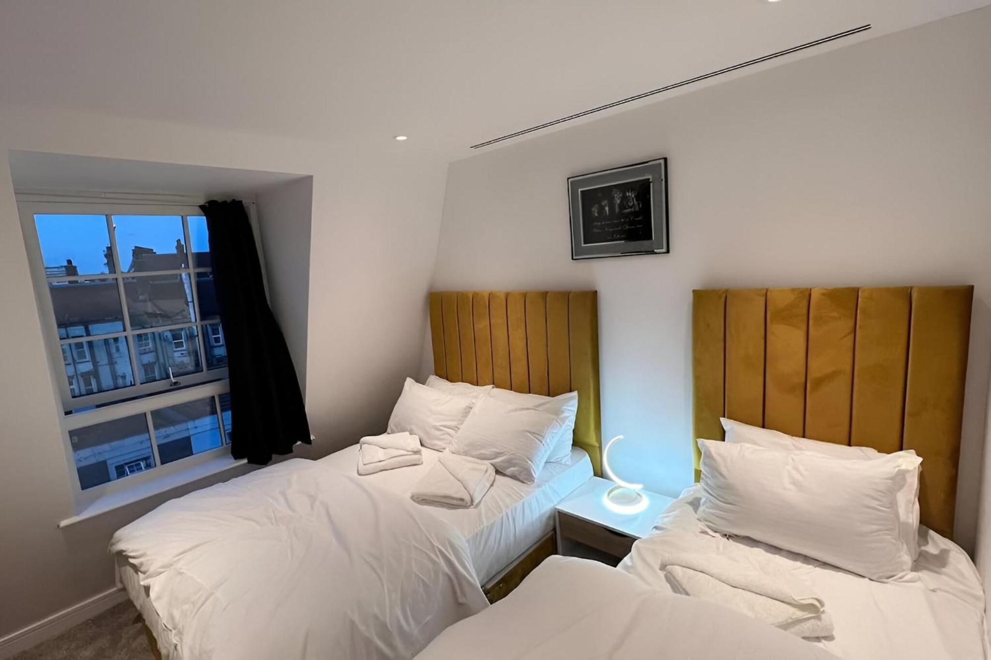Reserve Amazing 2-Bedroom Penthouse In Marble Arch 74 London Ngoại thất bức ảnh